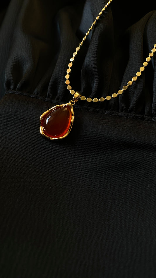 Amber Damla Kolye